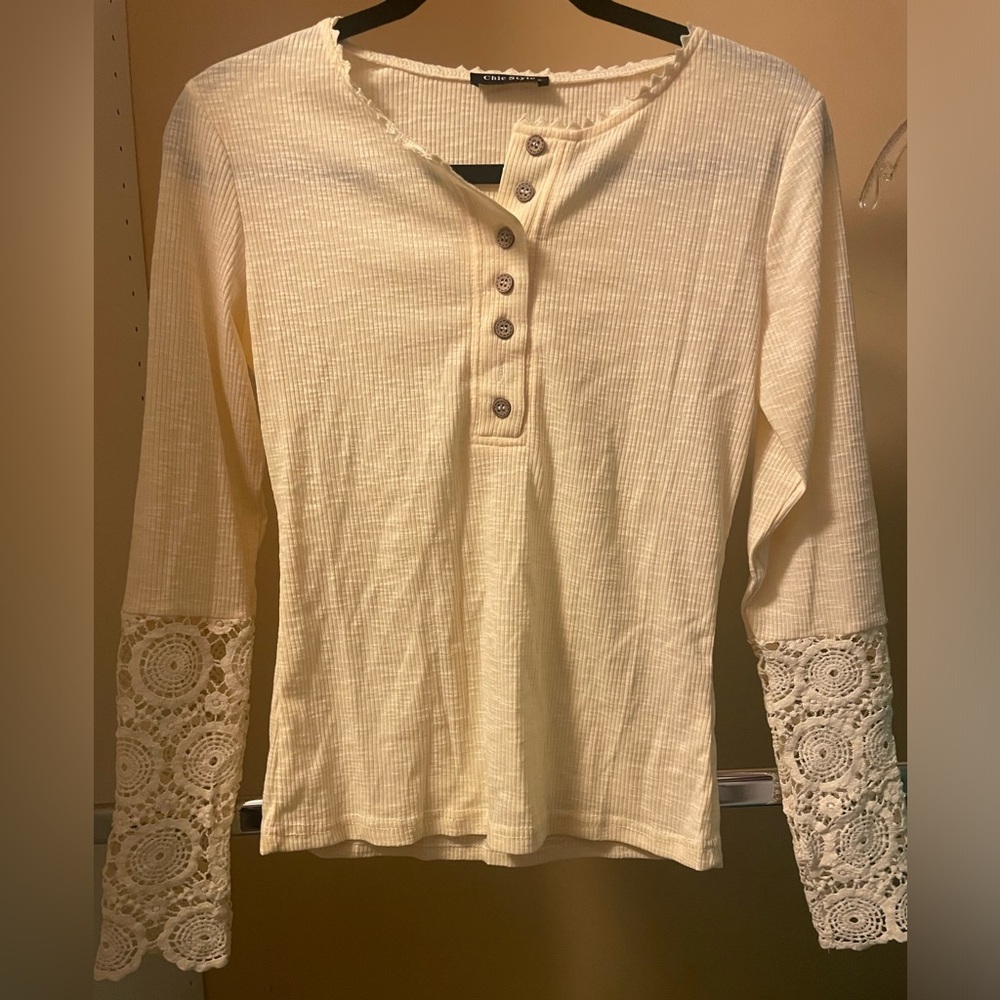 Chic Style size small super pale yellow (almost cream color) shirt